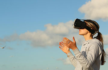 Θεραπεία Virtual Reality (VR)